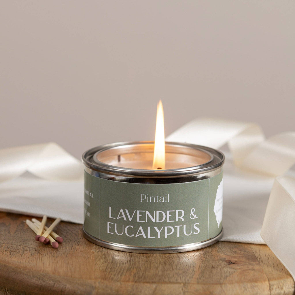 Small candle in paint pot / Lavander & Eucalyptus