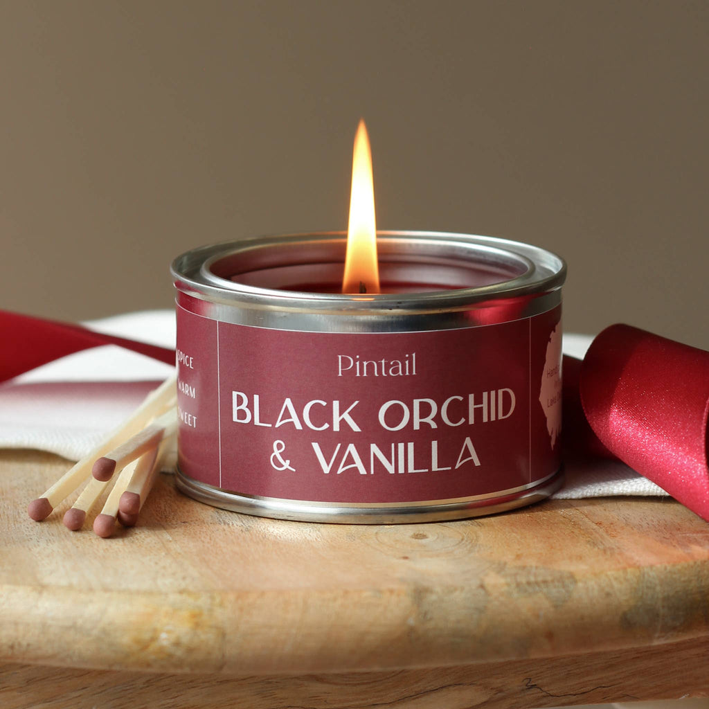 Small candle in paint pot / Black orchid & Vanilla